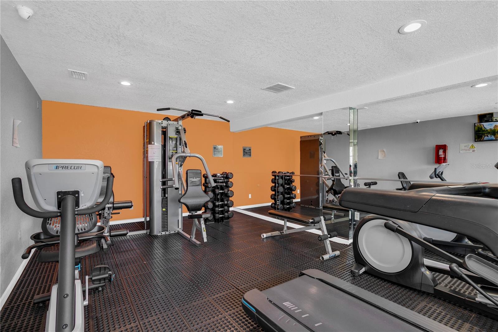 THE HAMPTONS AT BRANDON A CONDO - Residential Lease