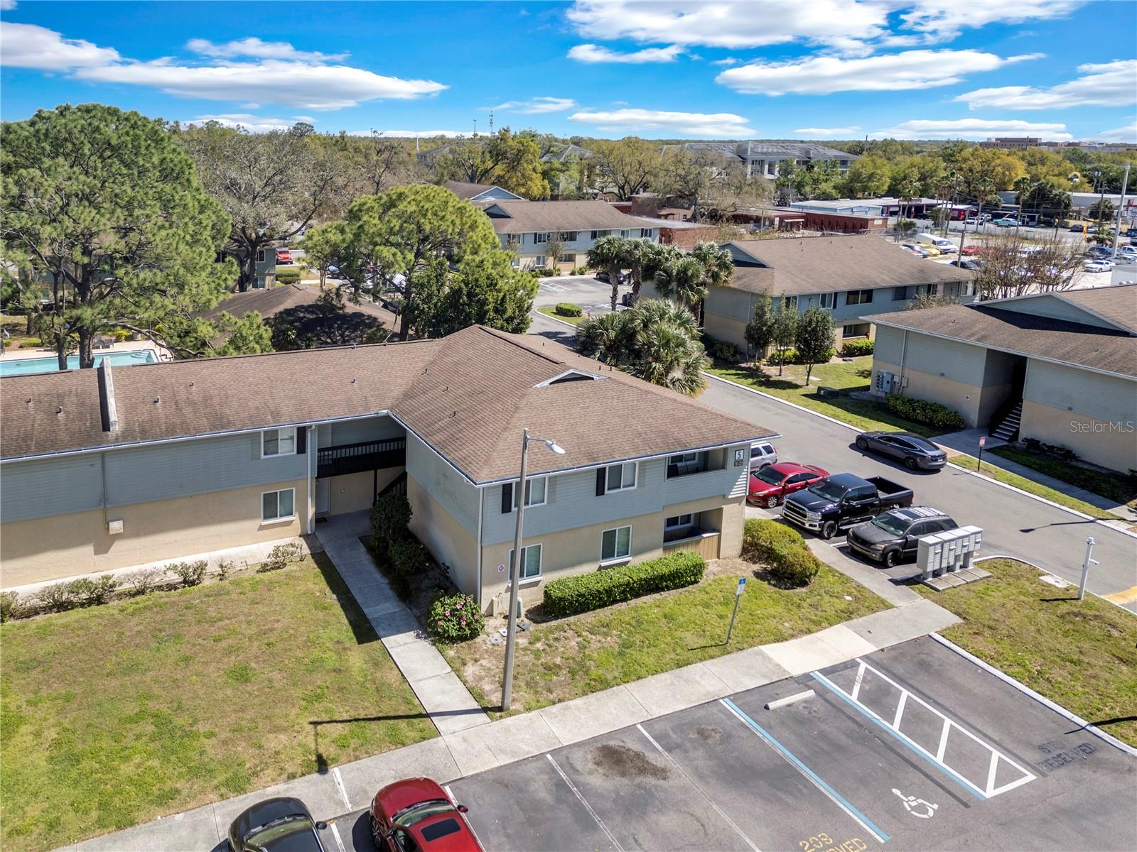 THE HAMPTONS AT BRANDON A CONDO - Residential Lease