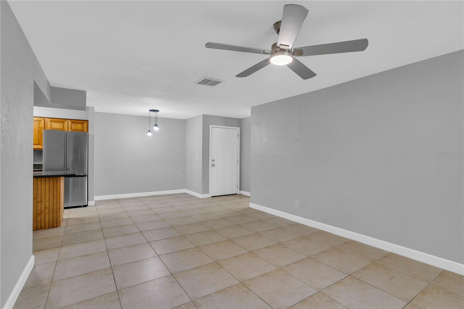 THE HAMPTONS AT BRANDON A CONDO - Residential Lease