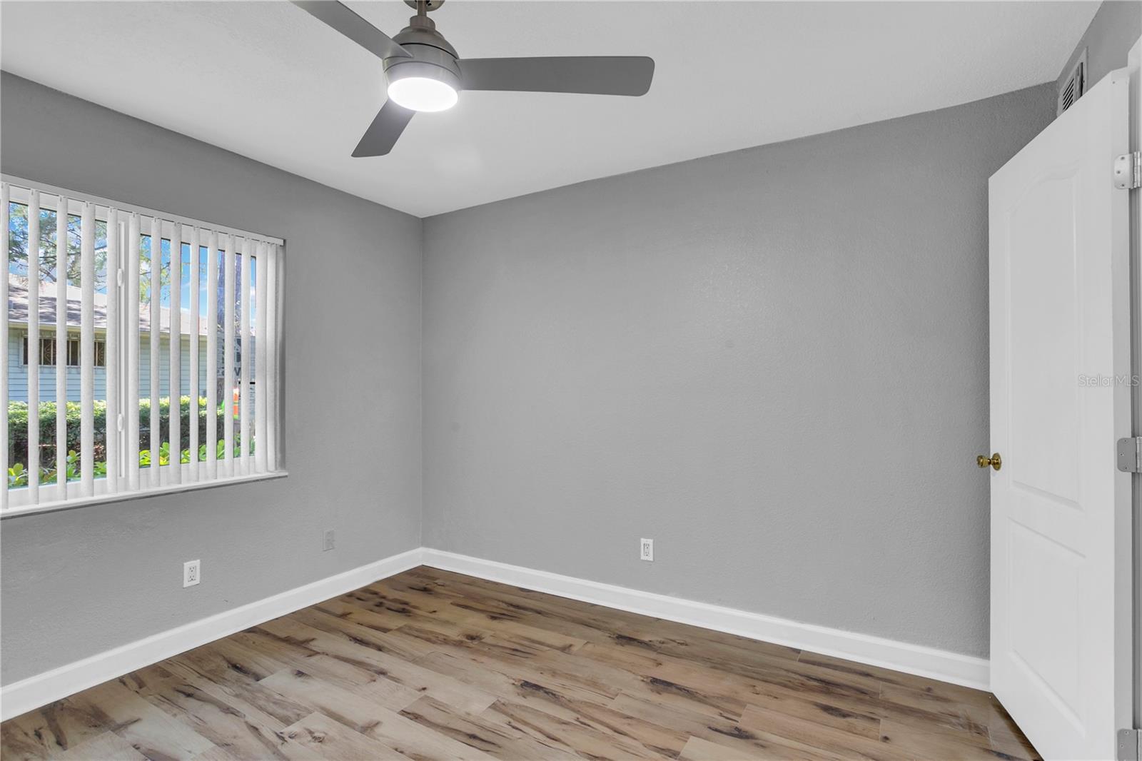 THE HAMPTONS AT BRANDON A CONDO - Residential Lease
