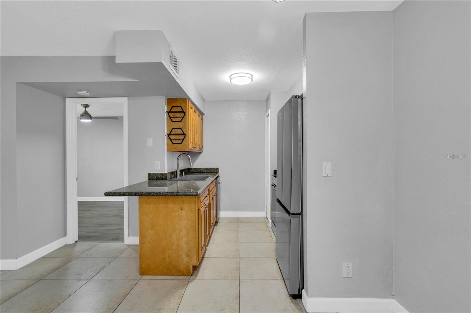 THE HAMPTONS AT BRANDON A CONDO - Residential Lease