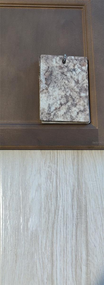 ROYAL HIGHLANDS - Residential