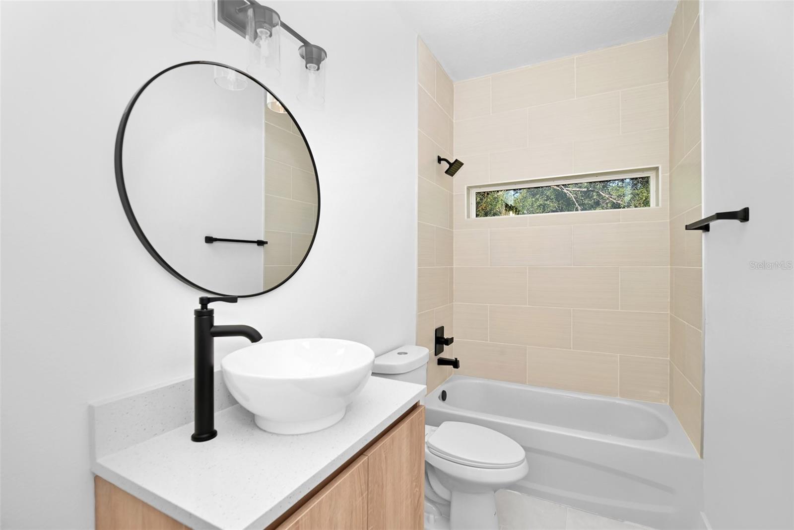 ROLLING RANCH ESTATE - Residential