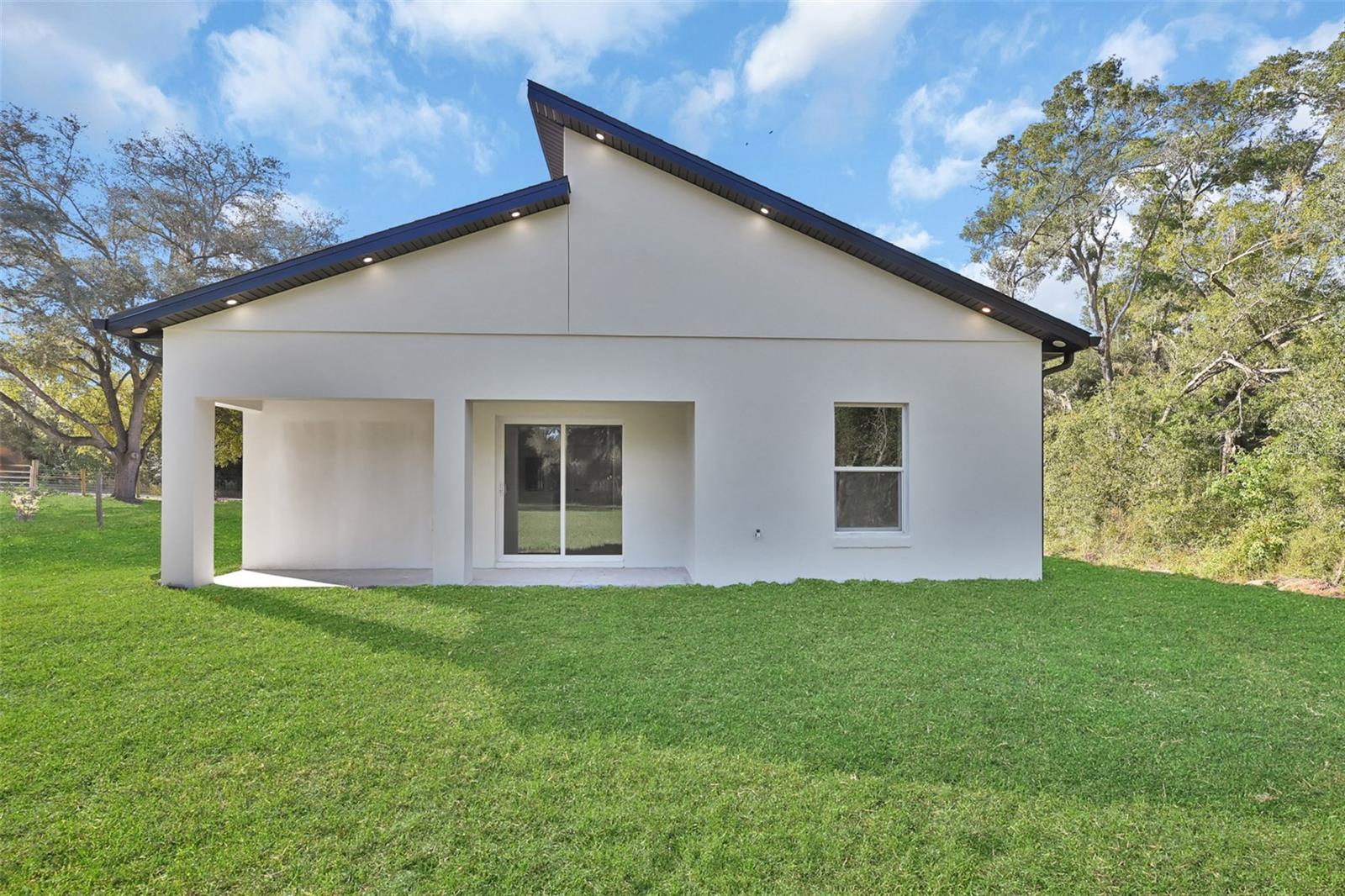 ROLLING RANCH ESTATE - Residential