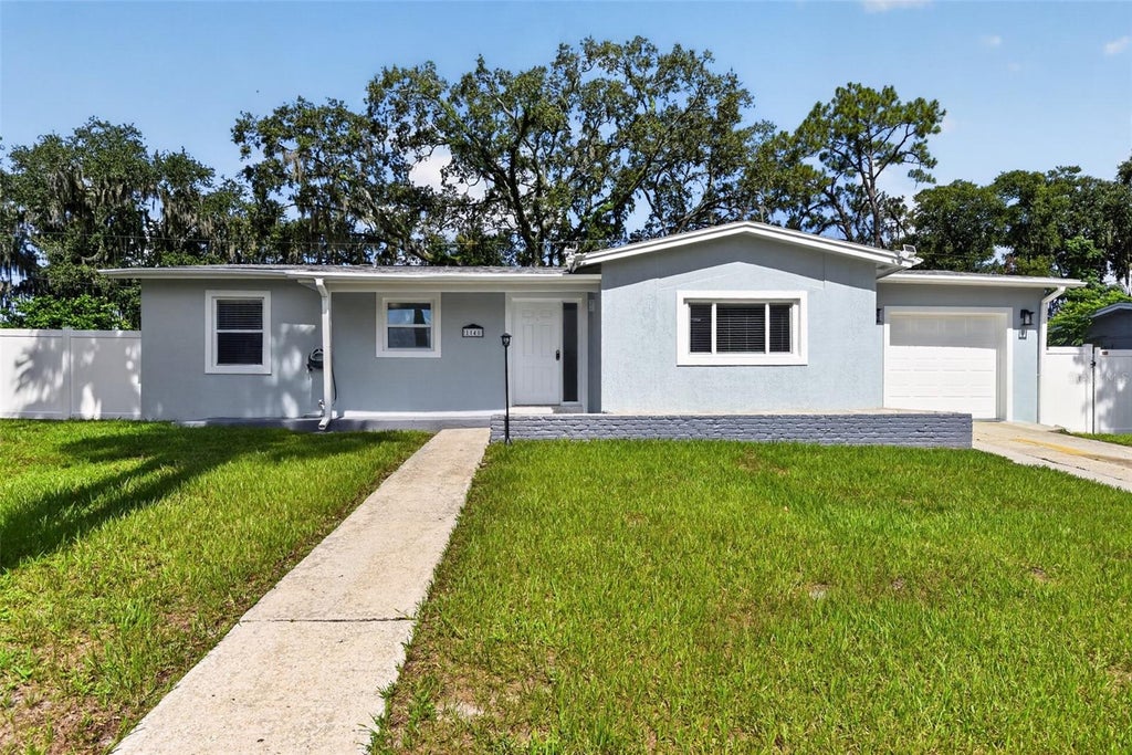 Photo of 1148 Fountainhead Drive, Deltona, FL 32725 (MLS # O6434241)