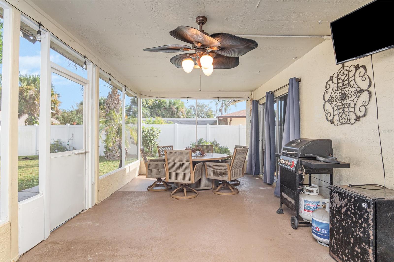 PALM HARBOR CENTER PH 01 - Residential