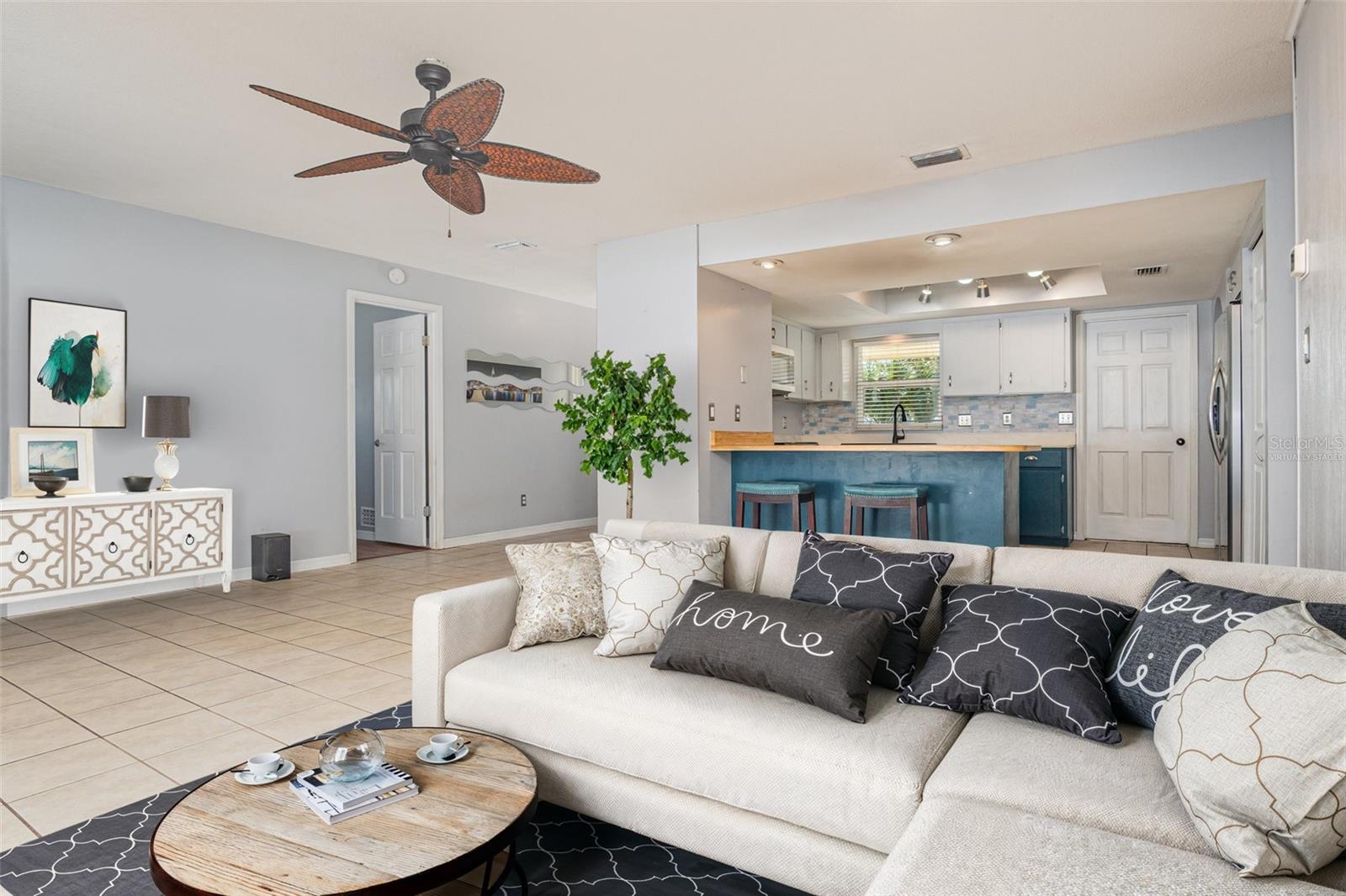 PALM HARBOR CENTER PH 01 - Residential