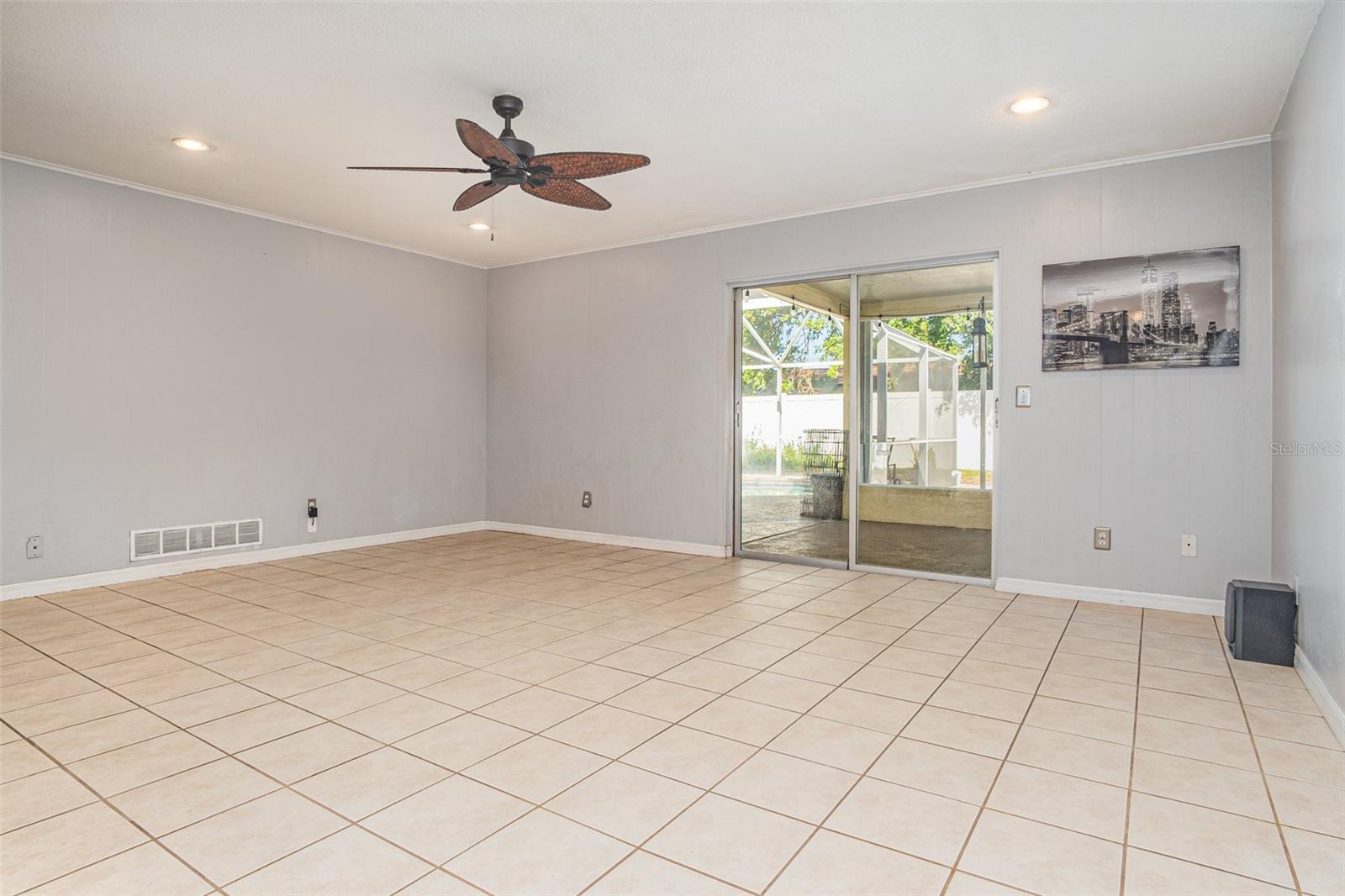 PALM HARBOR CENTER PH 01 - Residential