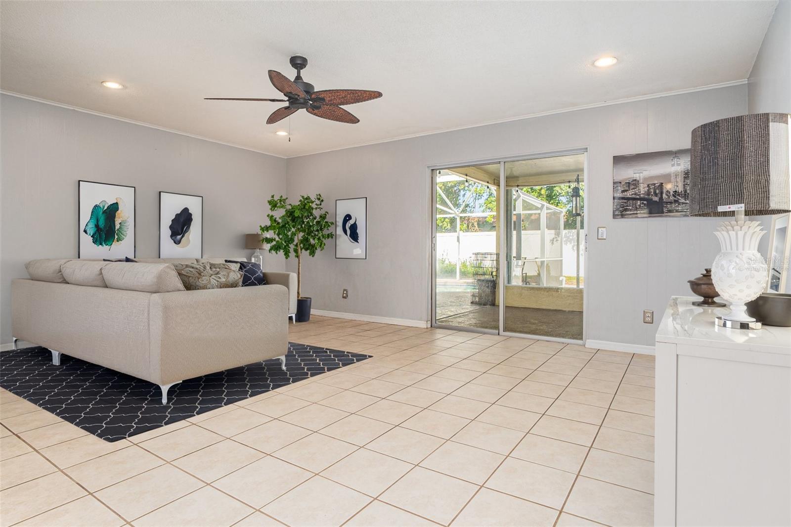 PALM HARBOR CENTER PH 01 - Residential