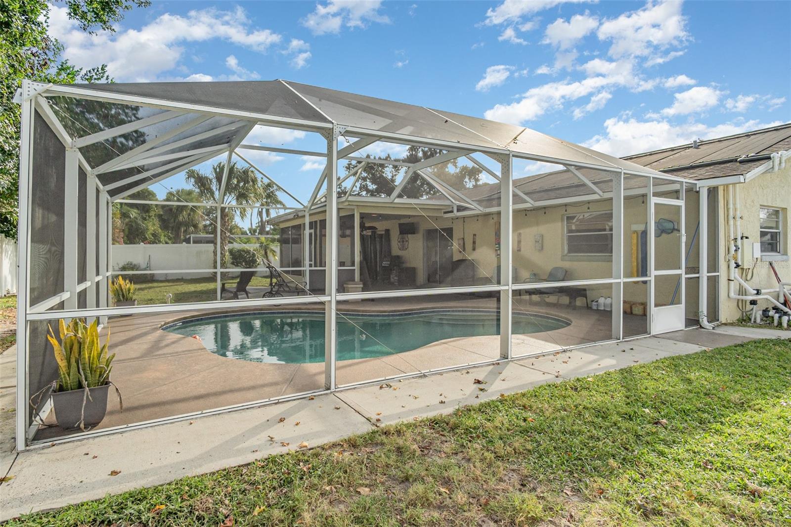 PALM HARBOR CENTER PH 01 - Residential