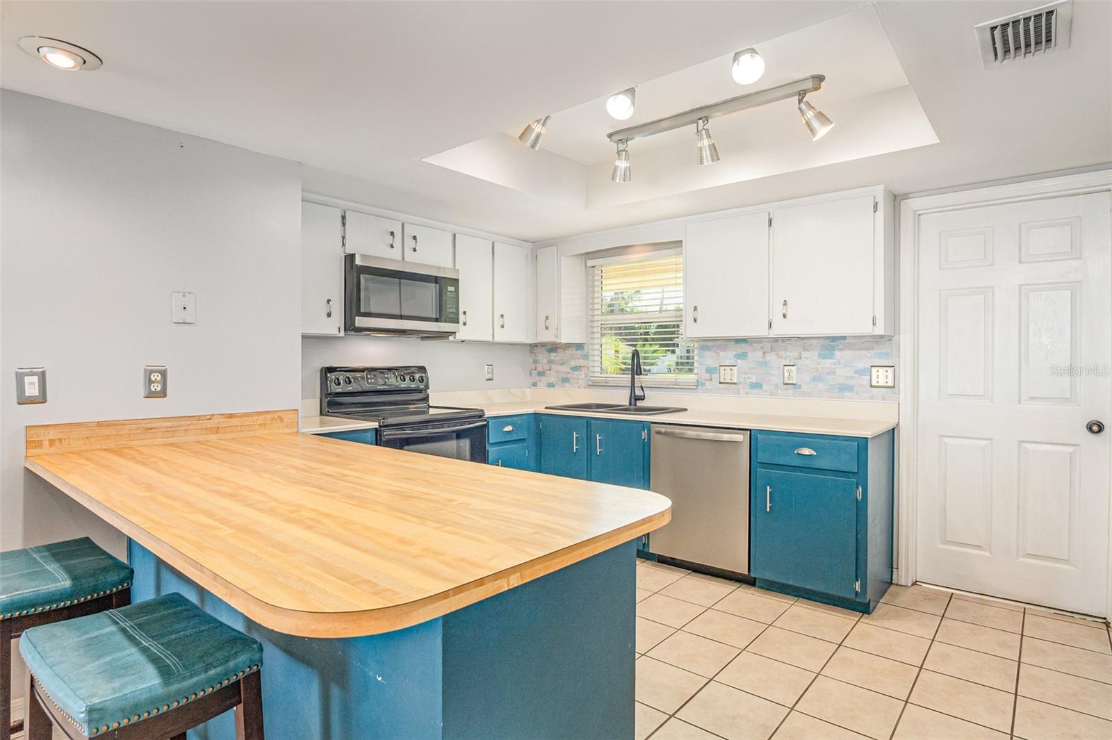 PALM HARBOR CENTER PH 01 - Residential