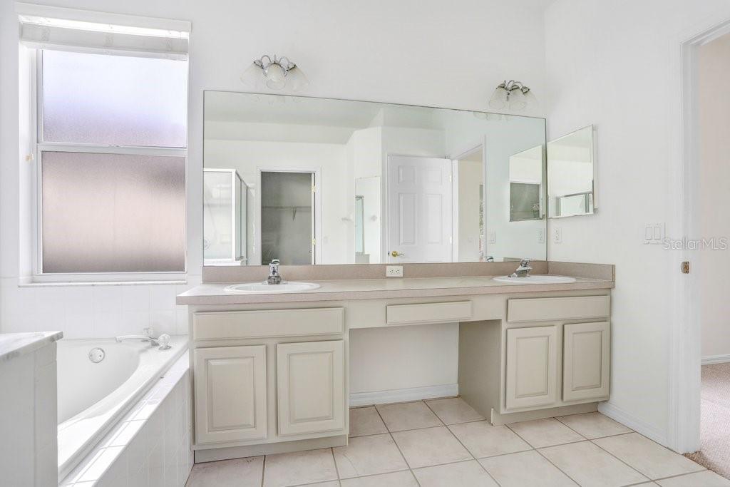 BLOOMINGDALE VILLAGE PH 2 - Residential