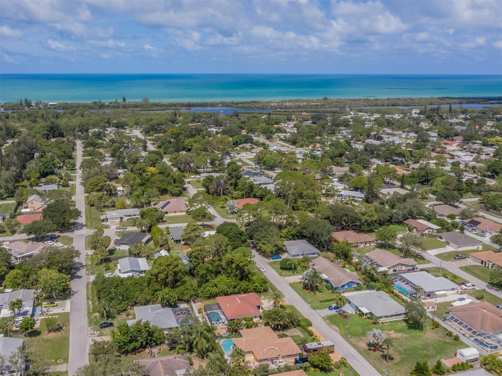 SOUTH VENICE - Residential Lease