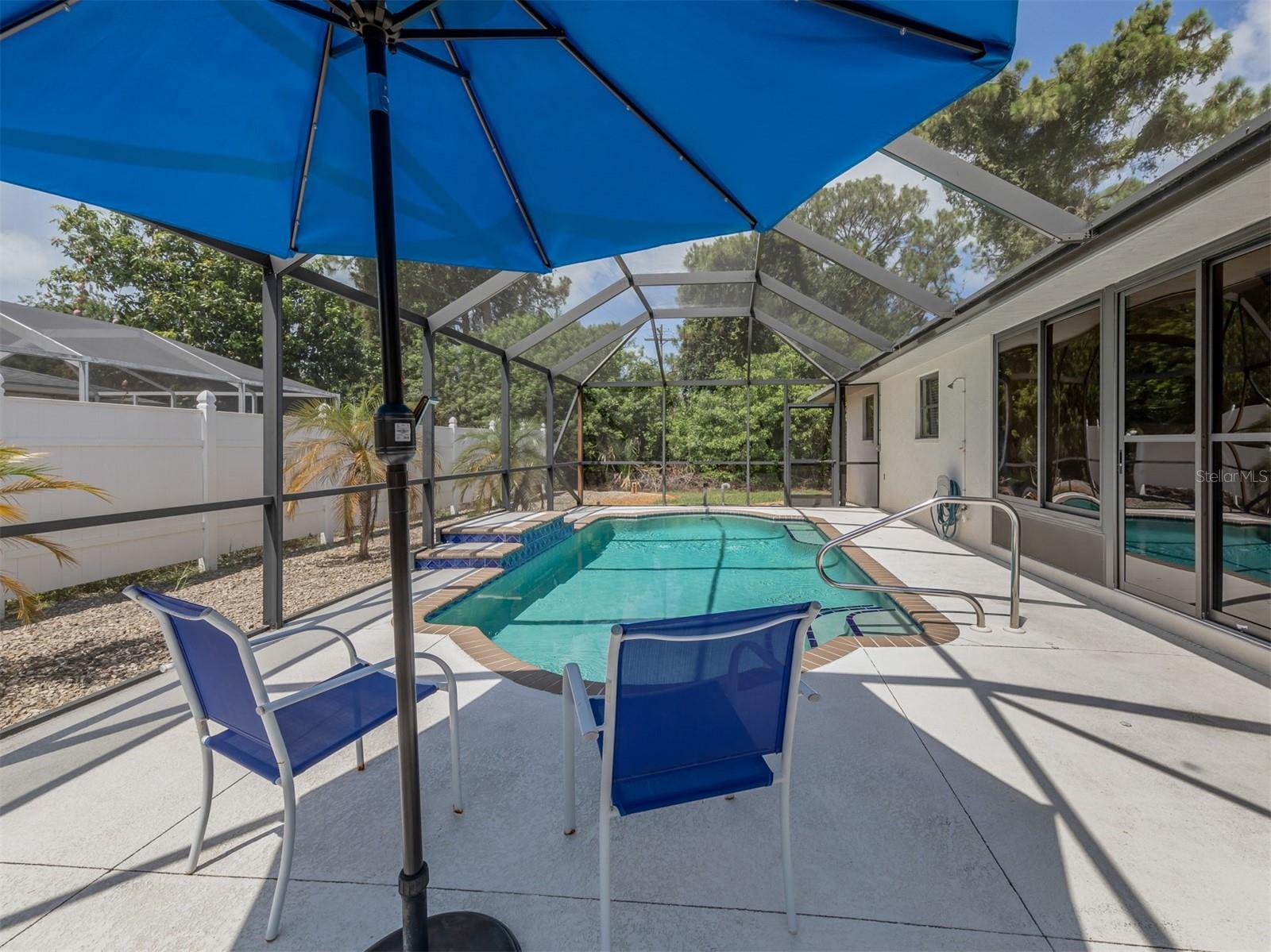SOUTH VENICE - Residential Lease