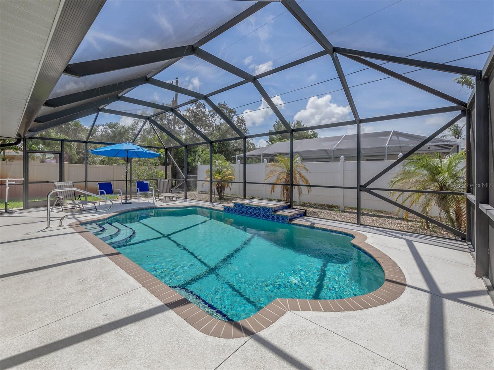 SOUTH VENICE - Residential Lease