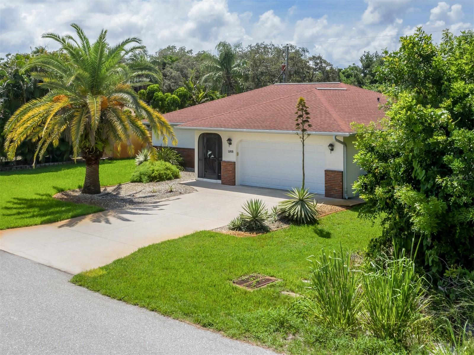 SOUTH VENICE - Residential Lease