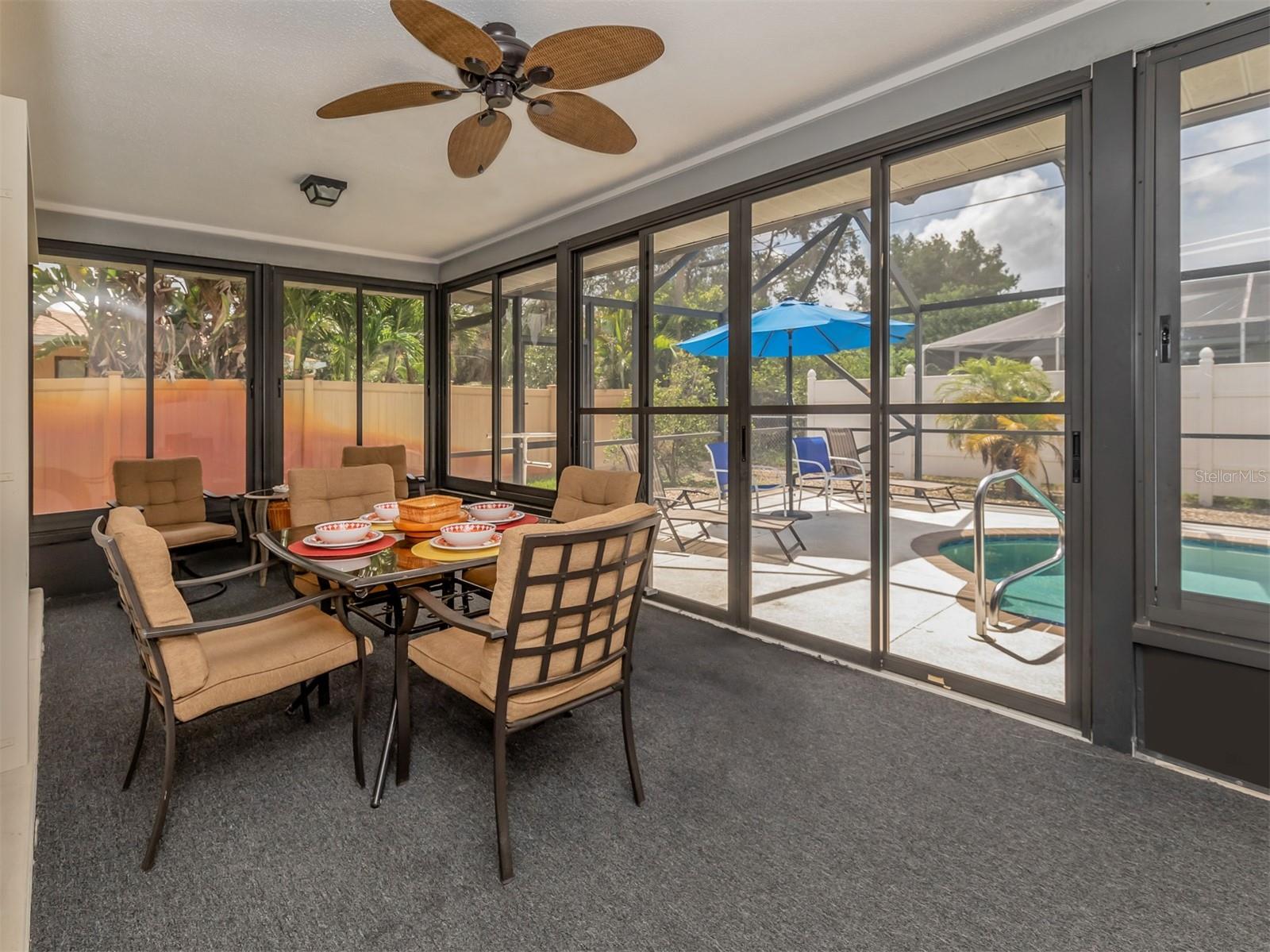 SOUTH VENICE - Residential Lease