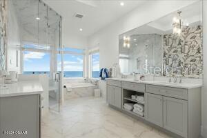 HAMMOCK DUNES CLUSTERS - Residential