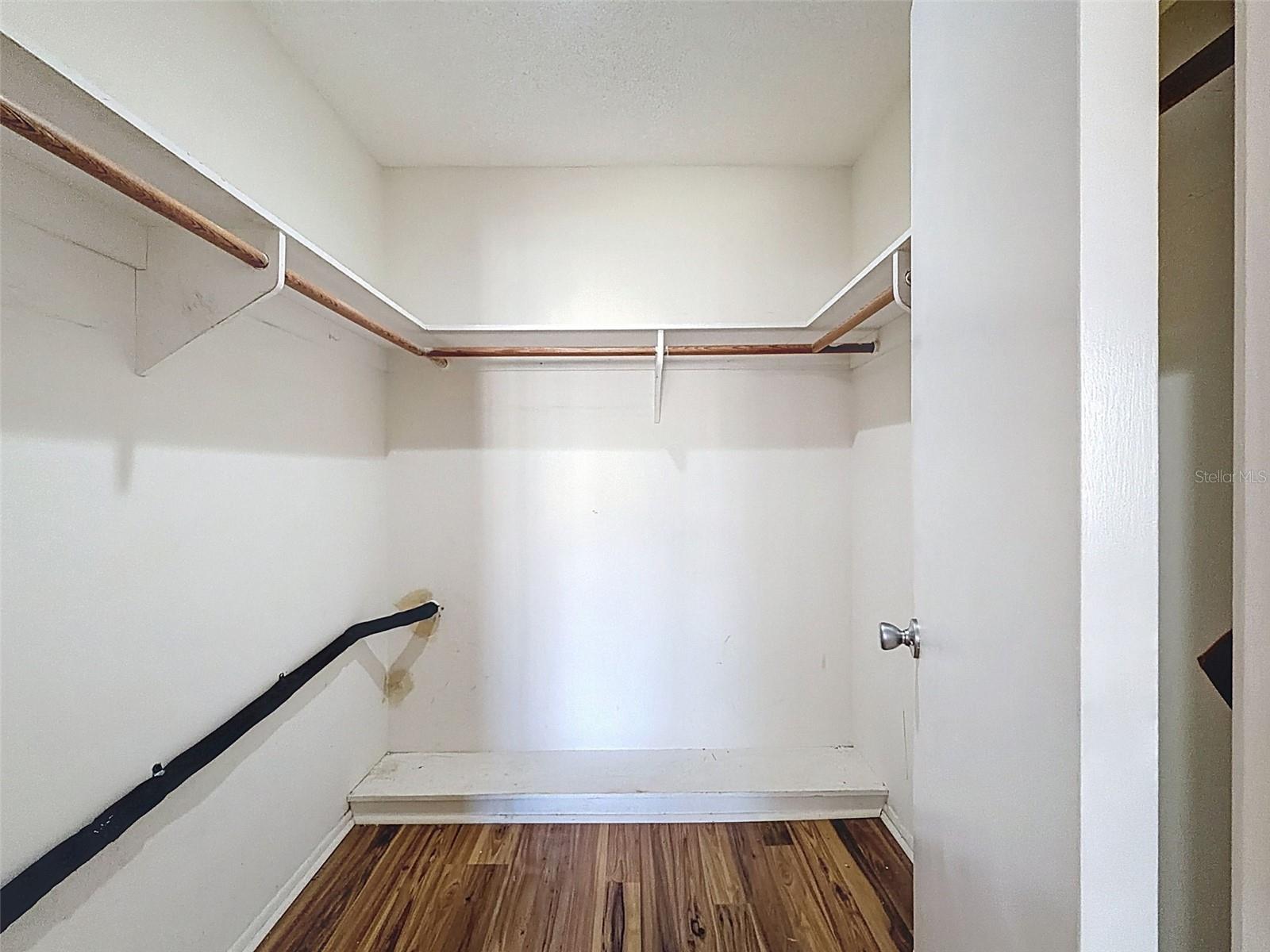 BEACON WOODS VILLAGE - Residential