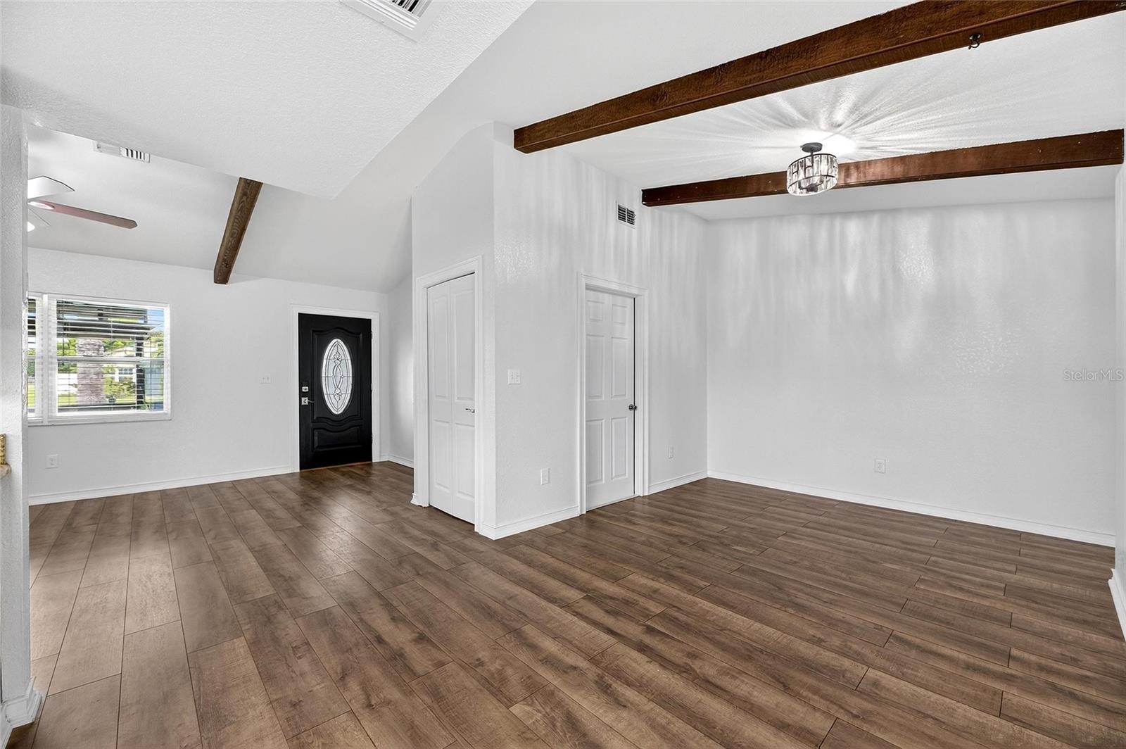 GRAND ARCADE - Residential
