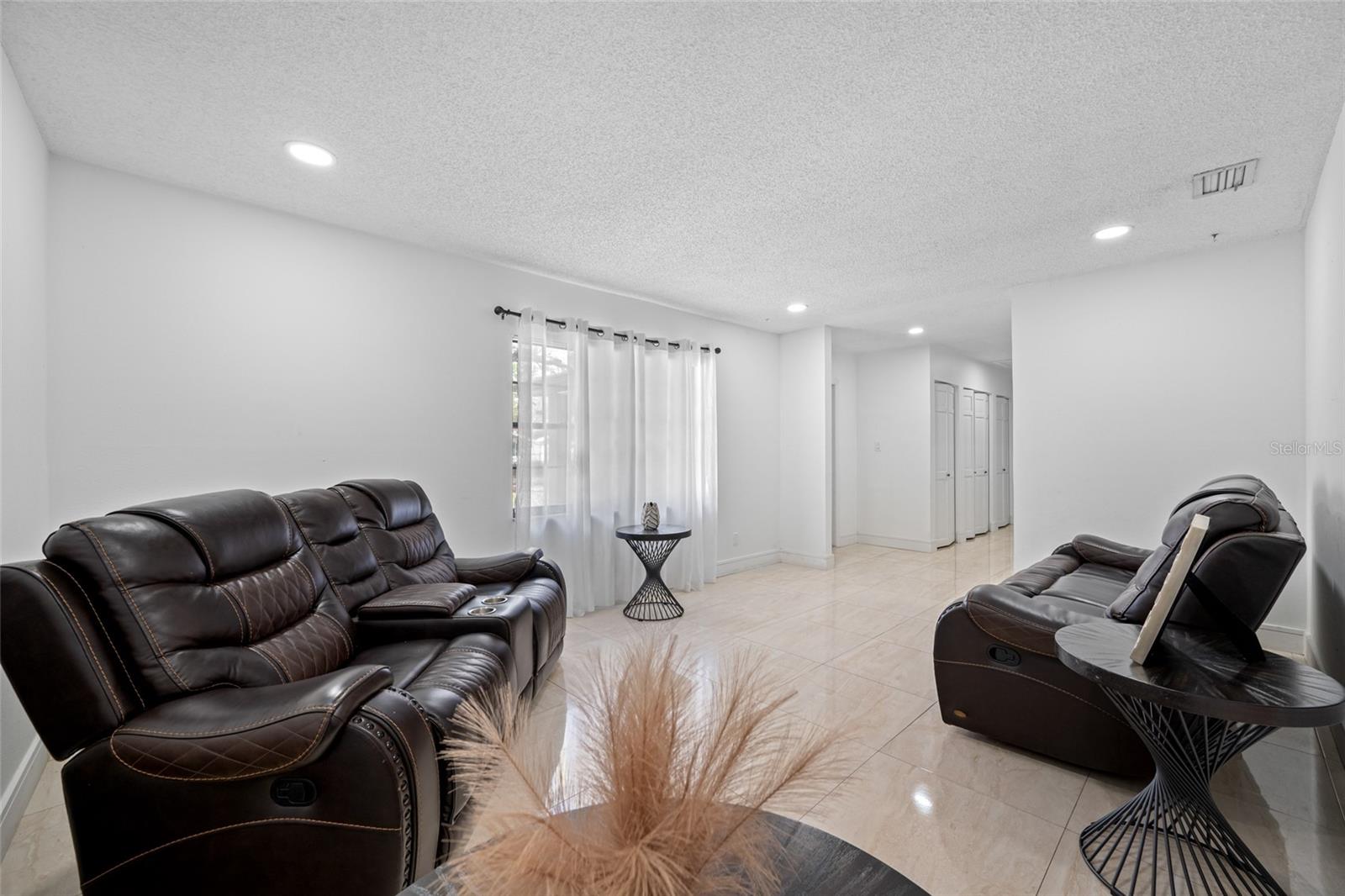 MARTINDALE TOURIST PARK - Residential