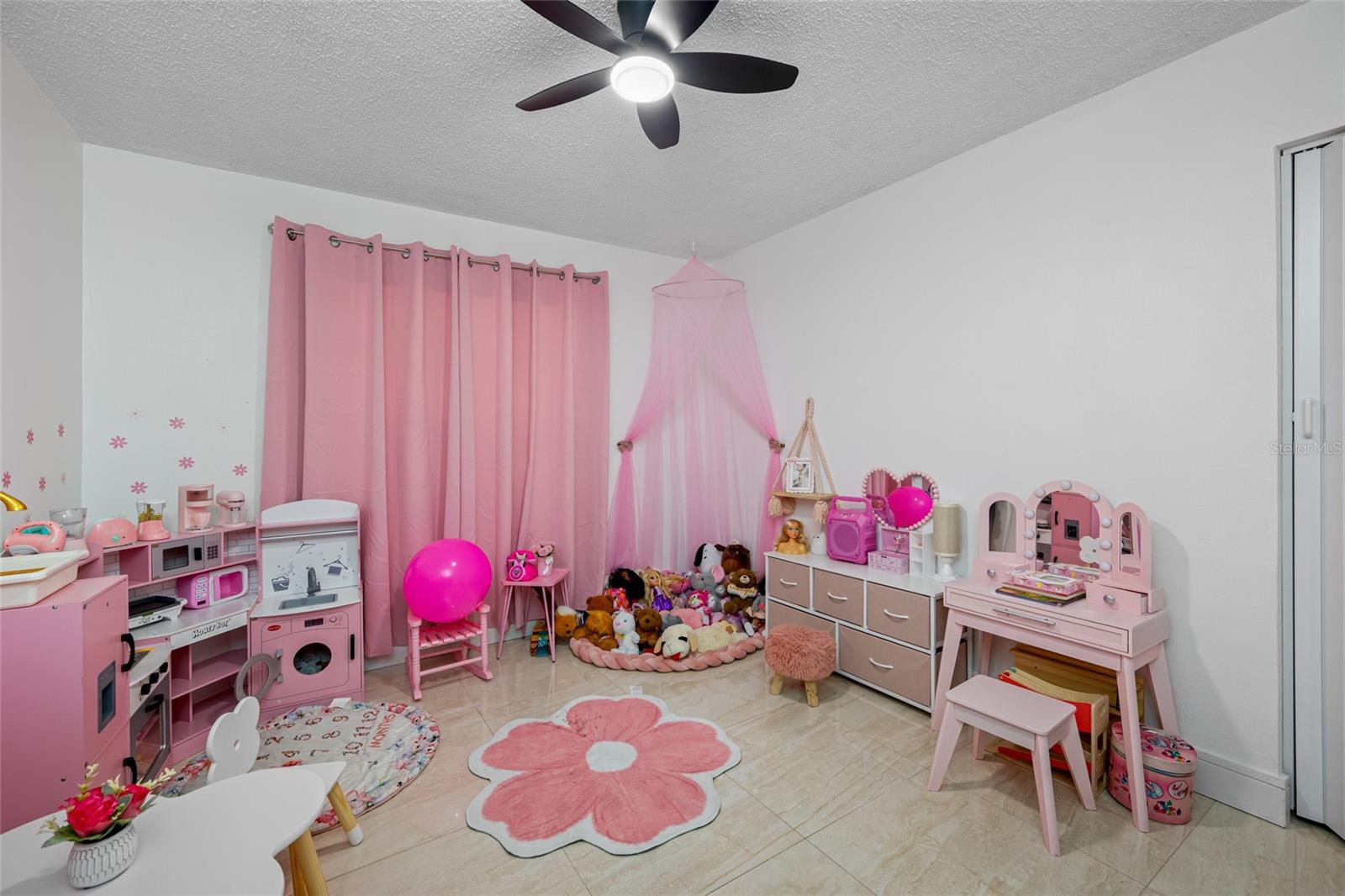 MARTINDALE TOURIST PARK - Residential