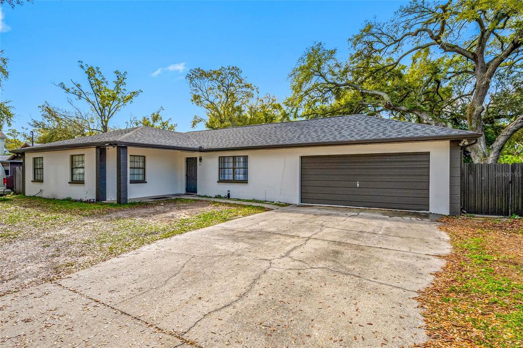 Photo of 2814 W Powhatan Avenue, Tampa, FL 33614 (MLS # TB8484350)