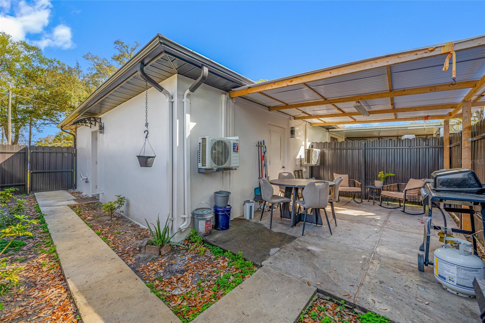 MARTINDALE TOURIST PARK - Residential