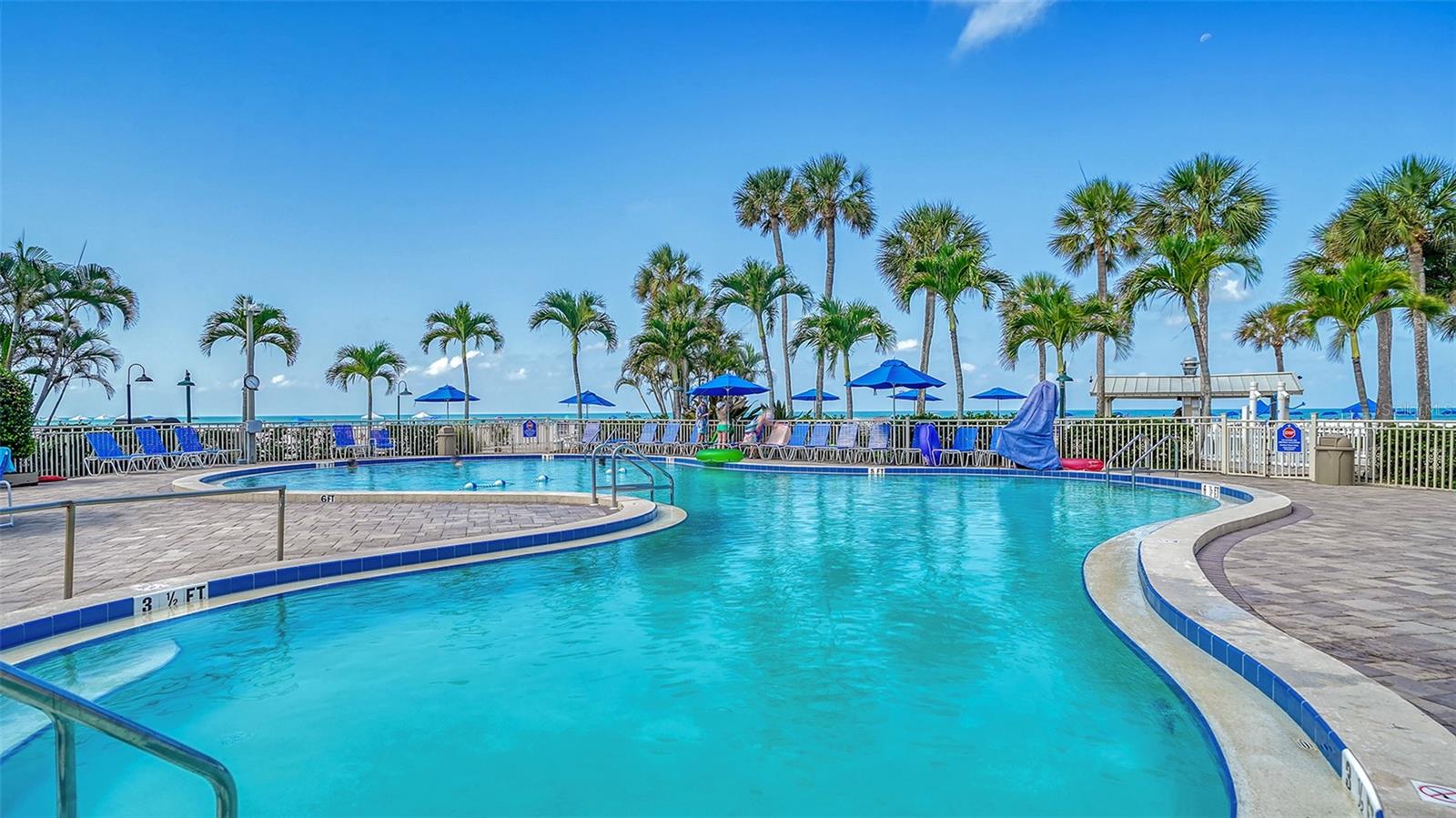 SARASOTA SURF & RACQUET - Residential