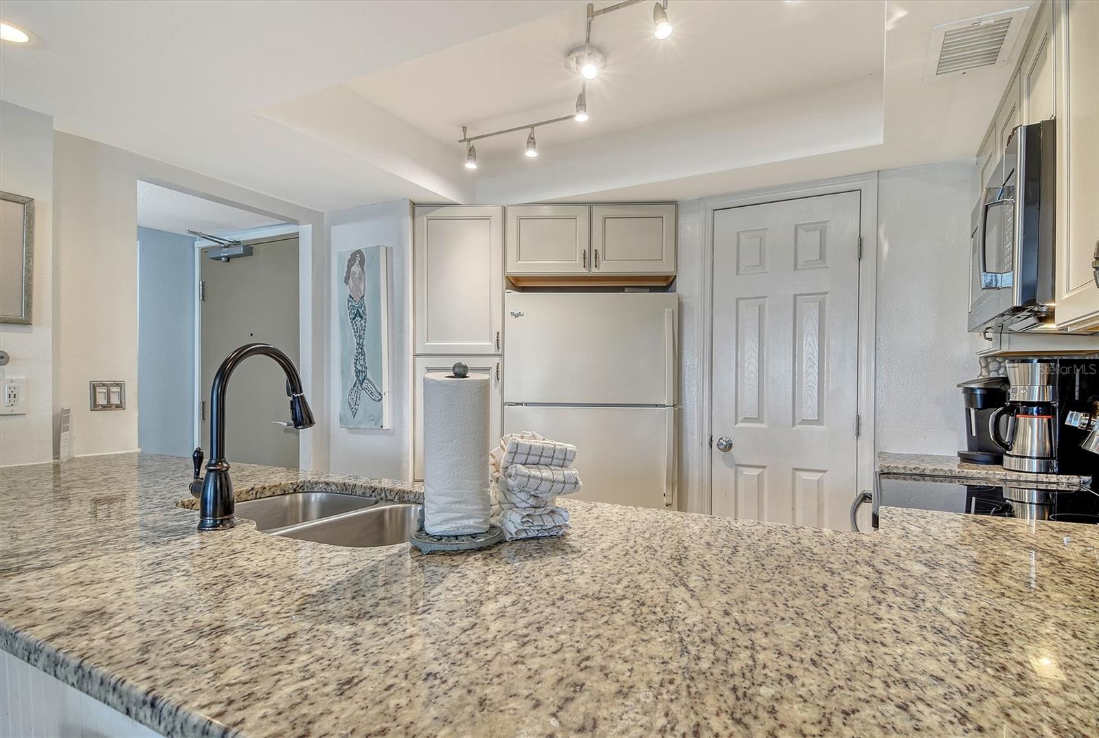 SARASOTA SURF & RACQUET - Residential