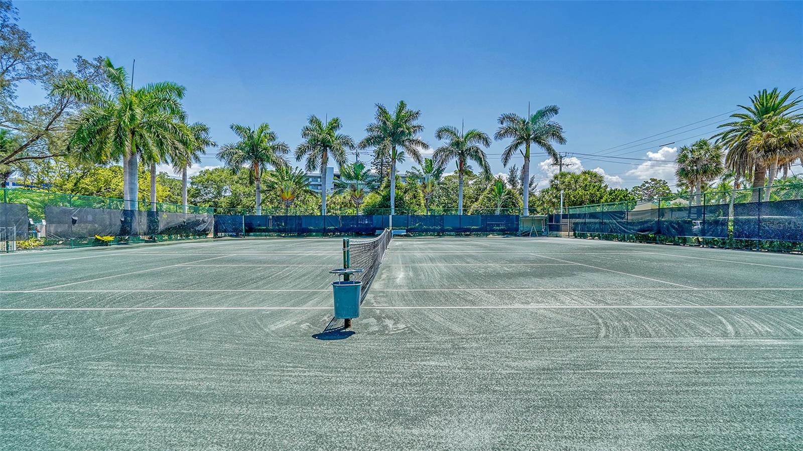 SARASOTA SURF & RACQUET - Residential