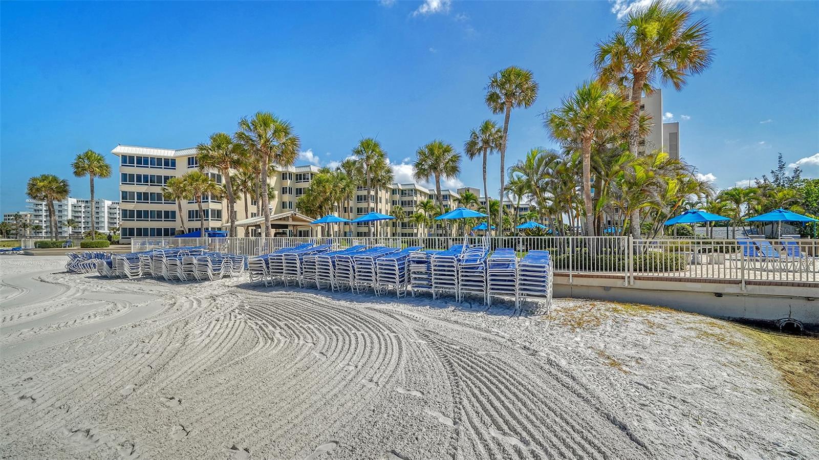 SARASOTA SURF & RACQUET - Residential