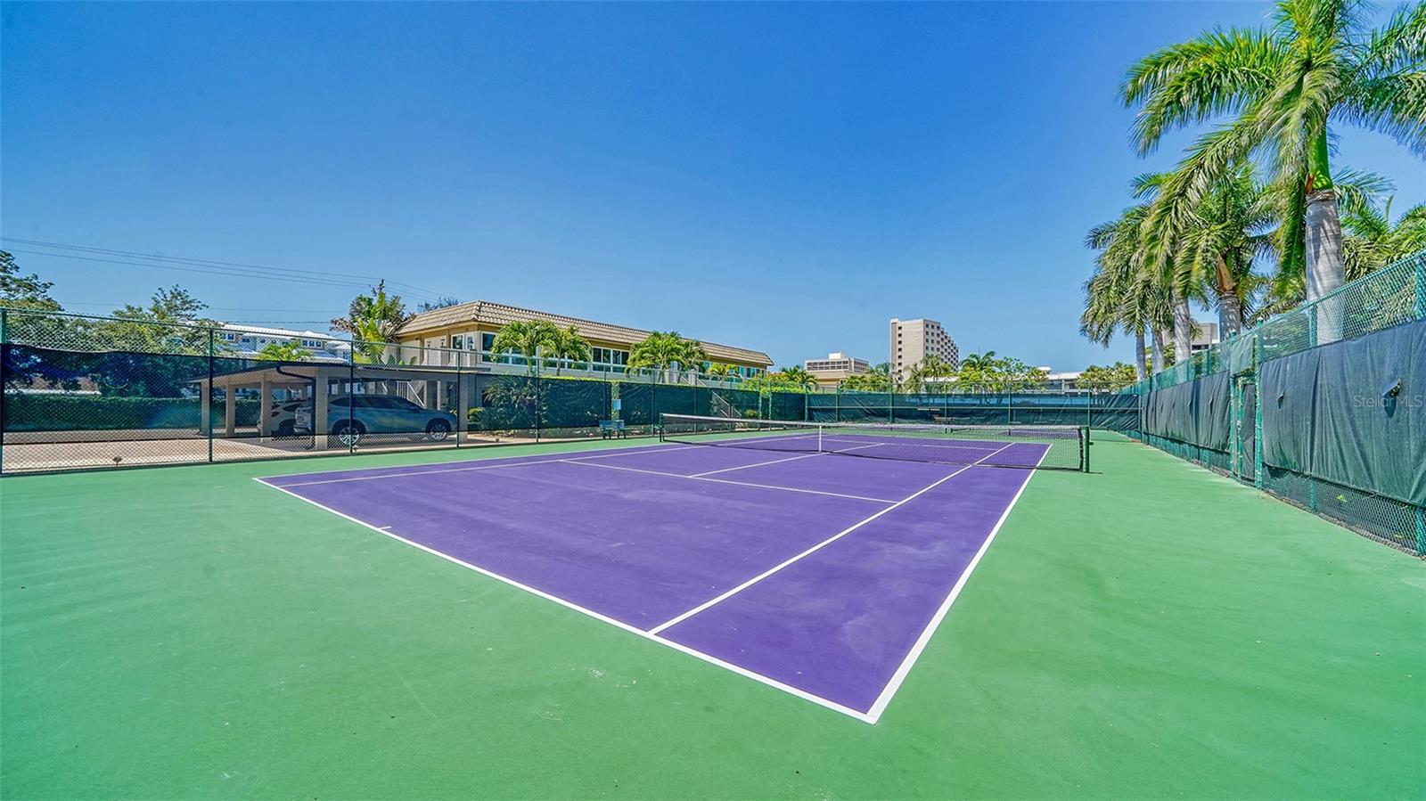 SARASOTA SURF & RACQUET - Residential