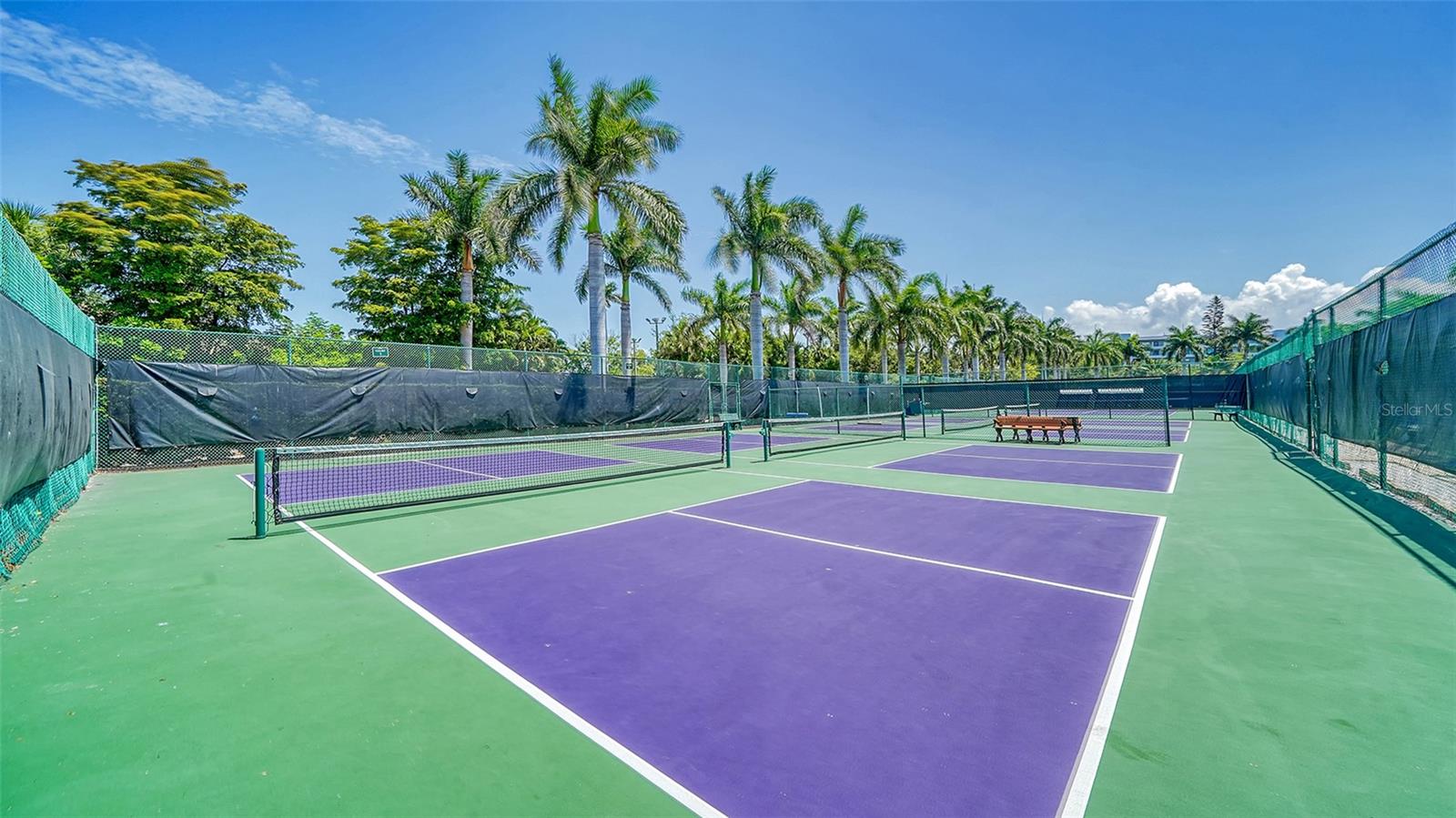 SARASOTA SURF & RACQUET - Residential