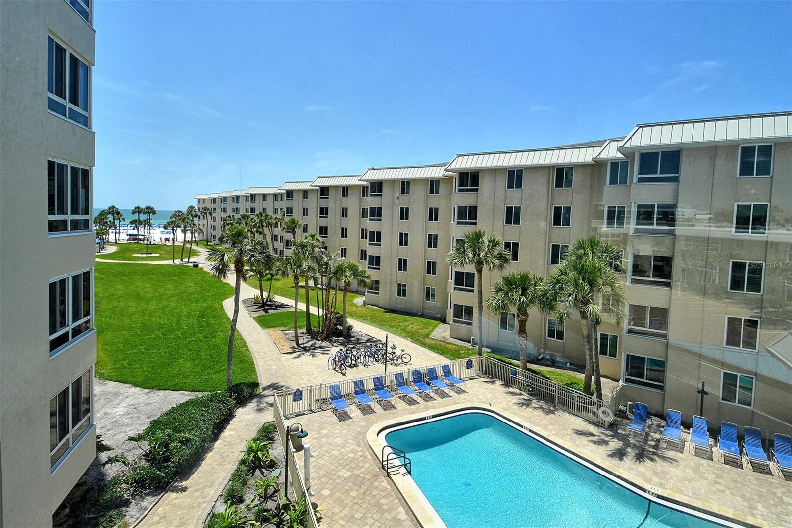 SARASOTA SURF & RACQUET - Residential