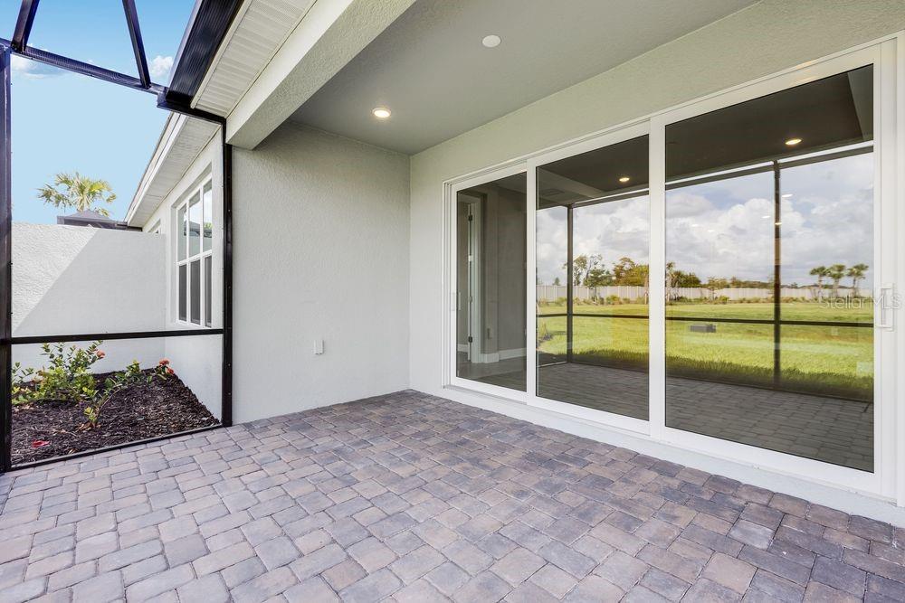 AZARIO ESPLANADE - Residential