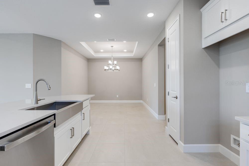 AZARIO ESPLANADE - Residential