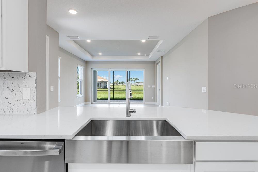 AZARIO ESPLANADE - Residential