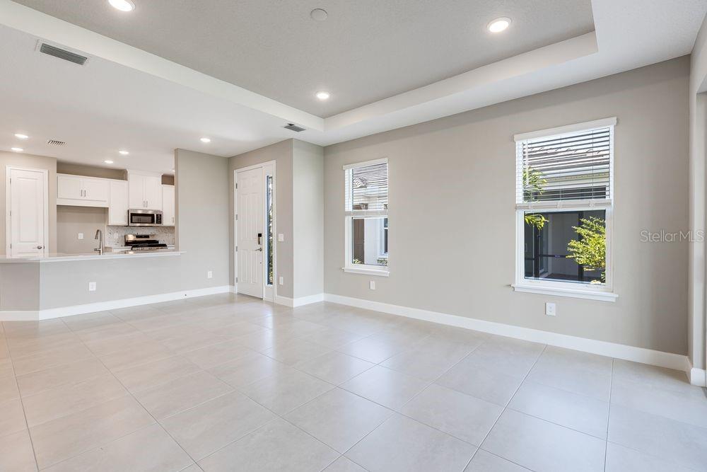 AZARIO ESPLANADE - Residential