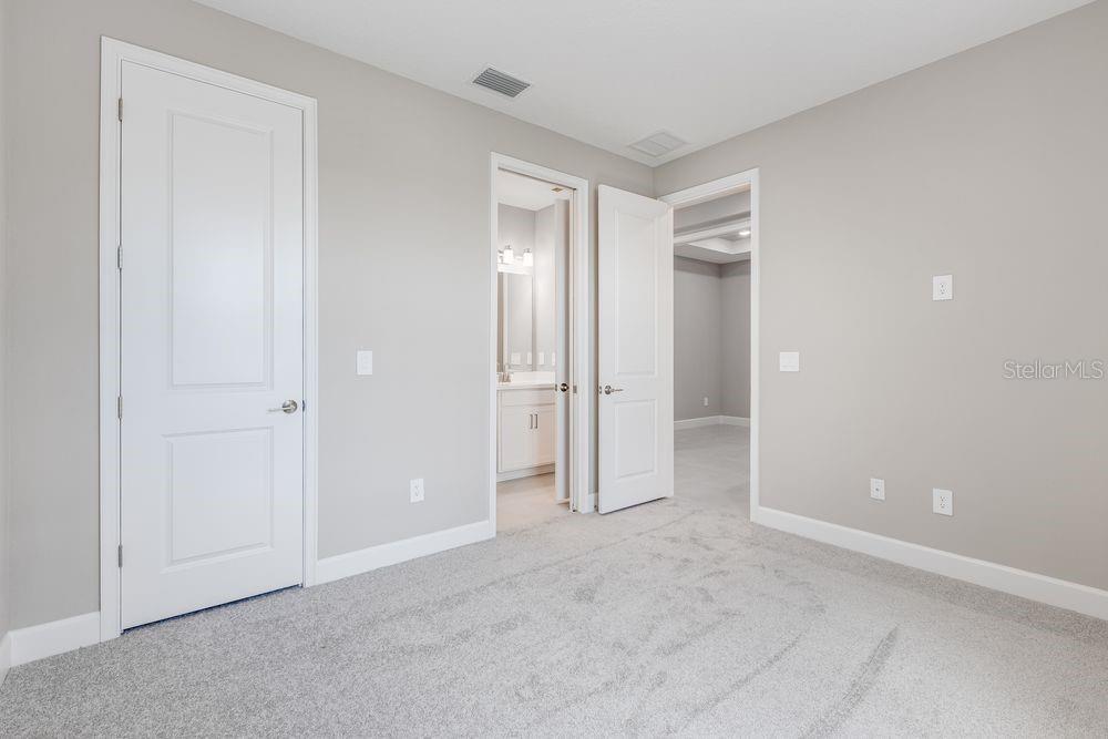 AZARIO ESPLANADE - Residential