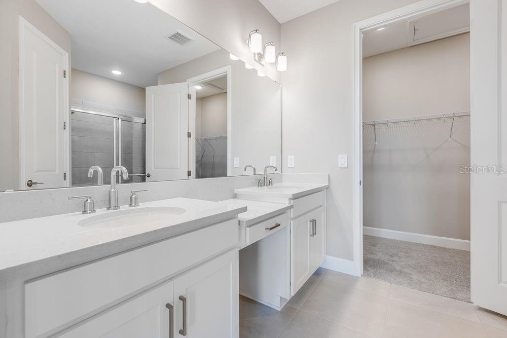 AZARIO ESPLANADE - Residential