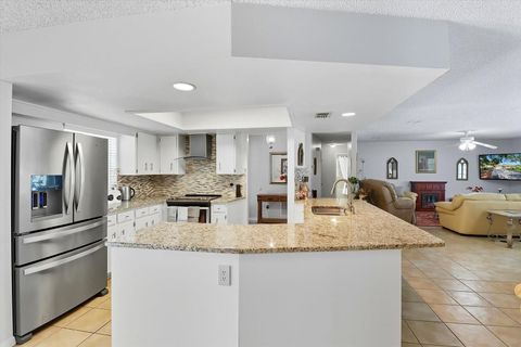 Tiny photo for 12550 SW 16th Avenue, Ocala, FL 34473 (MLS # OM708453)