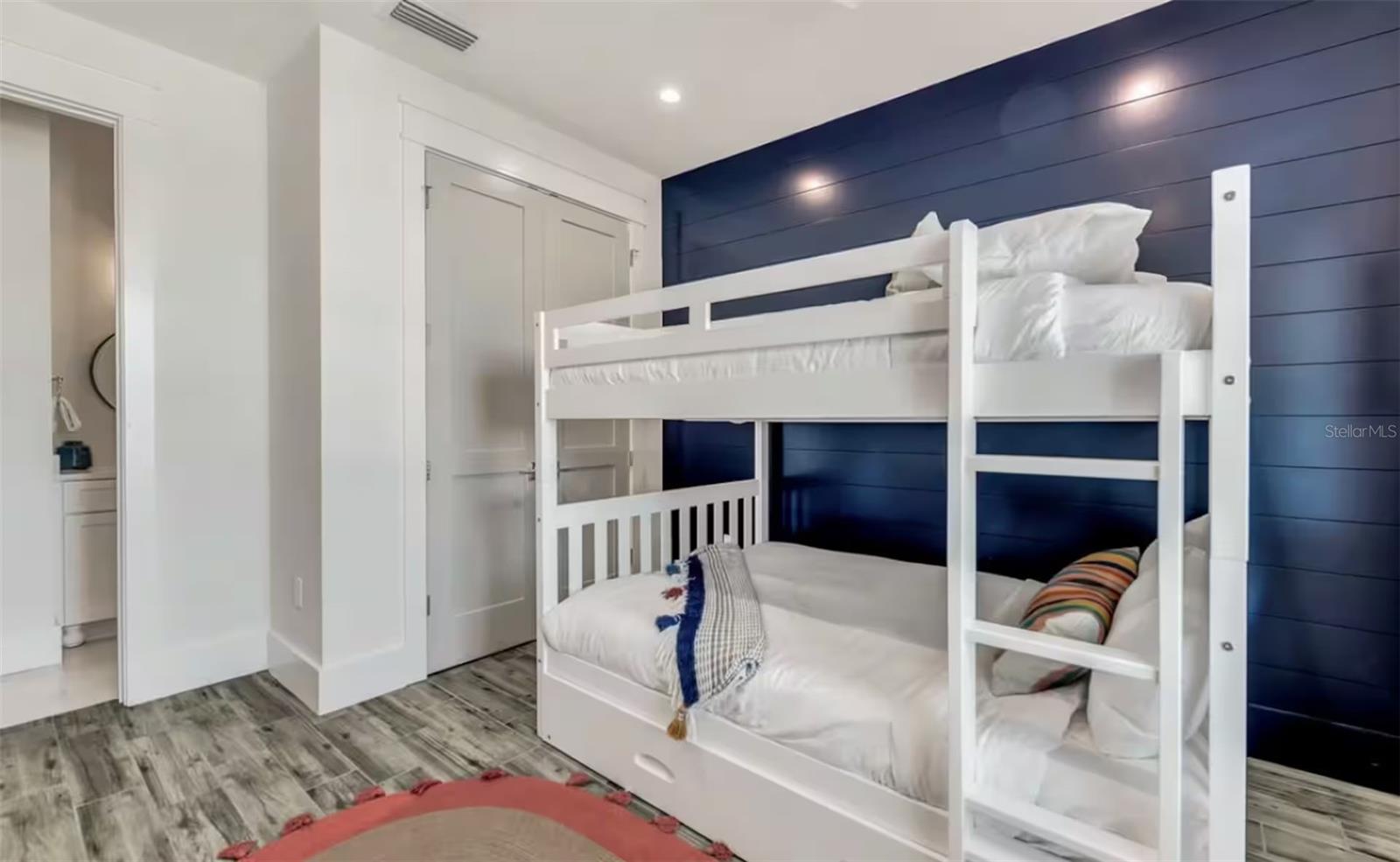 ILEXHURST - Residential