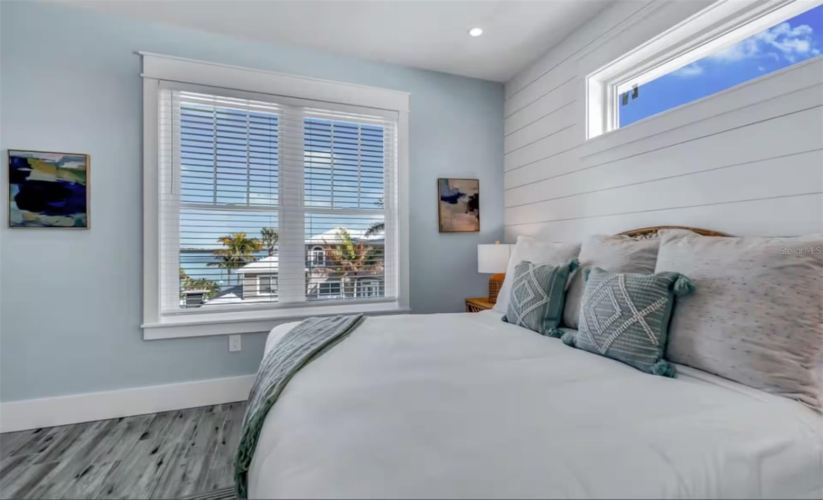 ILEXHURST - Residential