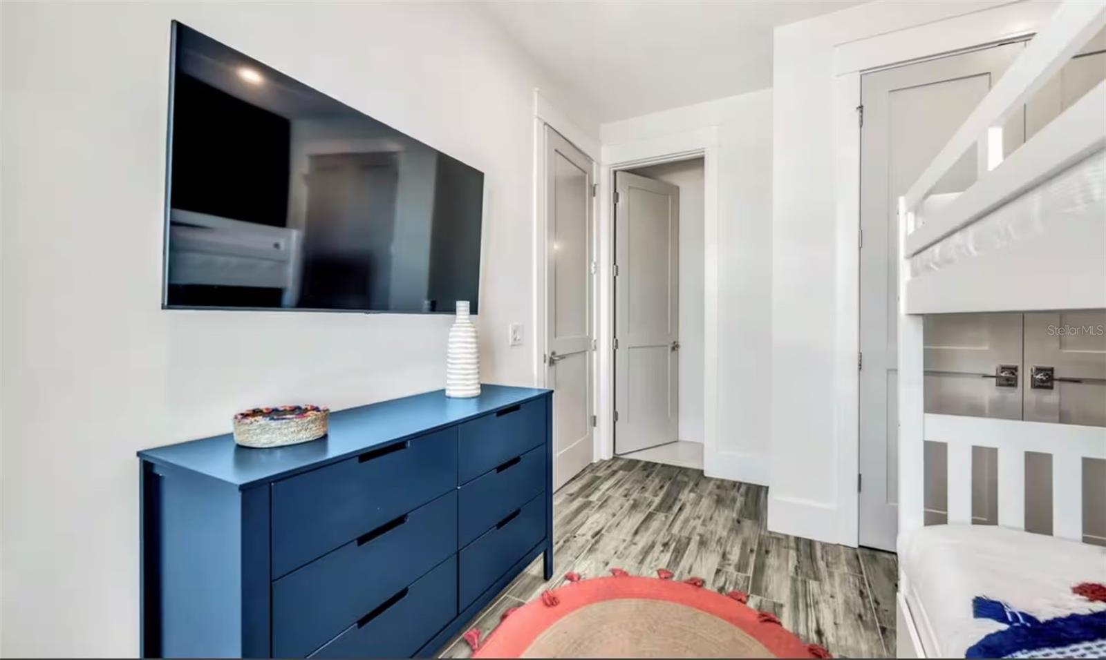 ILEXHURST - Residential