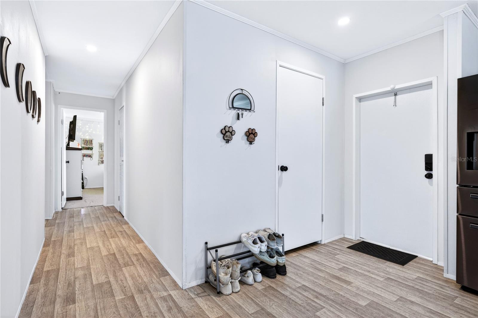 ALLANDALE - Residential