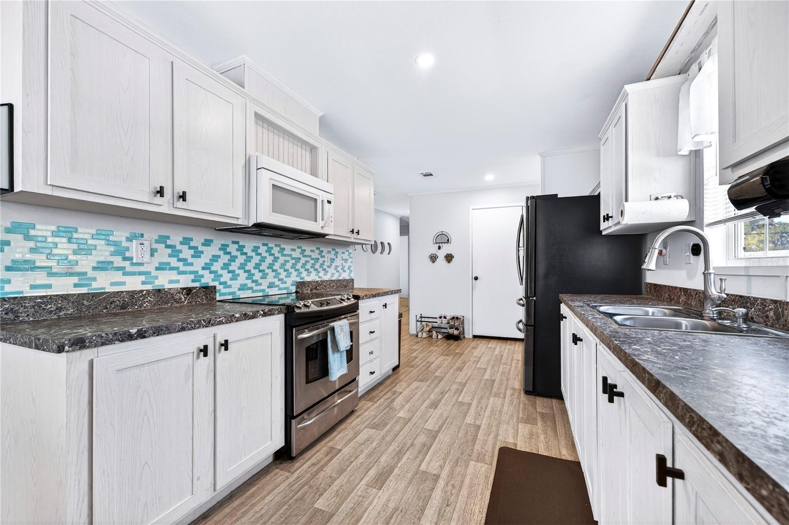 ALLANDALE - Residential