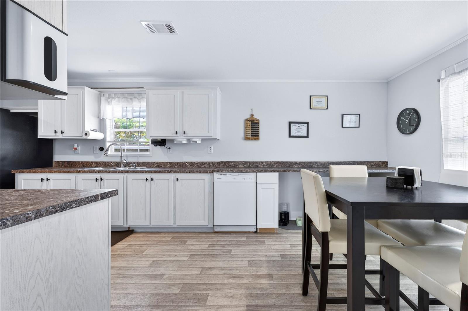 ALLANDALE - Residential