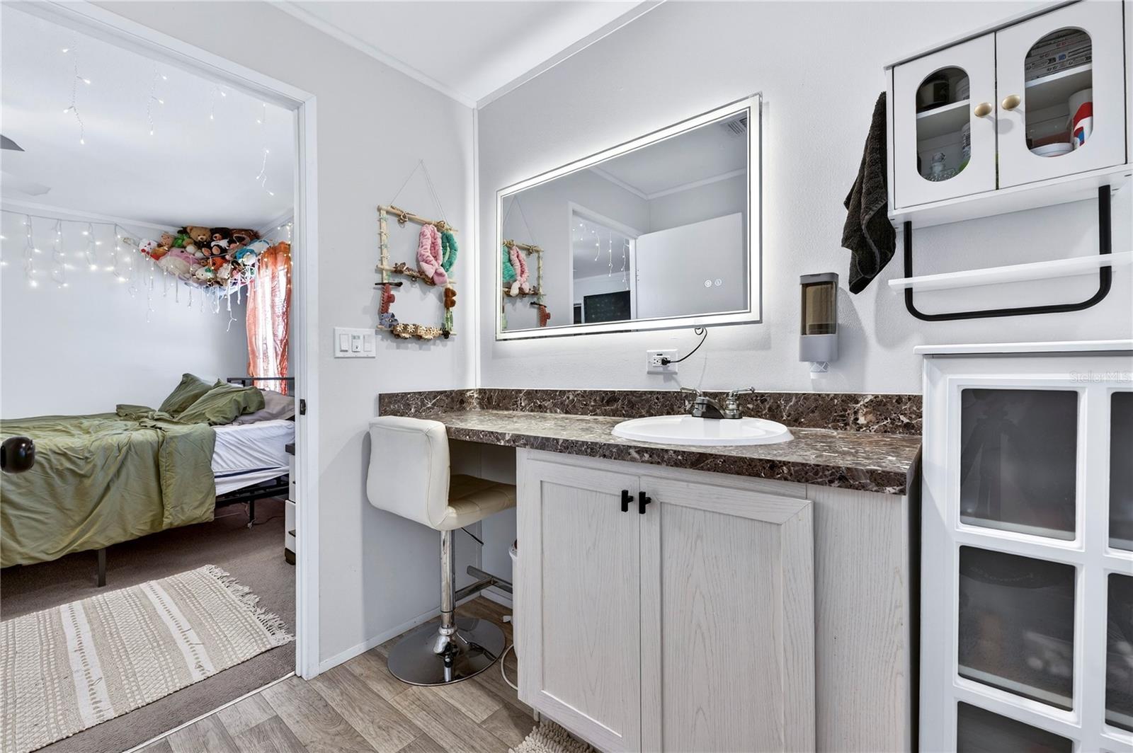 ALLANDALE - Residential