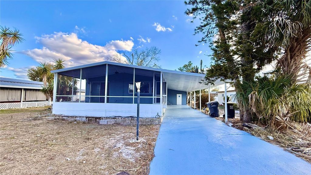 Photo of 202 Caloosa Lake Circle S, Lake Wales, FL 33859 (MLS # S5143229)